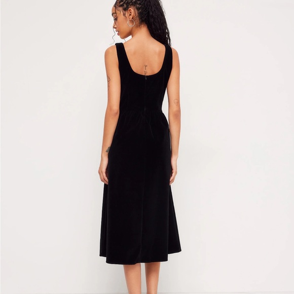 🖤 Cider Black Velvet Midi Dress with Silver Accents | NWT 🖤 - Picture 3 of 5
